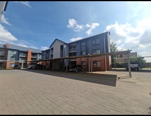 2 BEDROOM APARTMENT FOR SALE IN JANSEN PARK